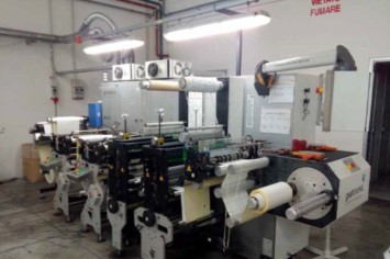 Flexo and label printing machine